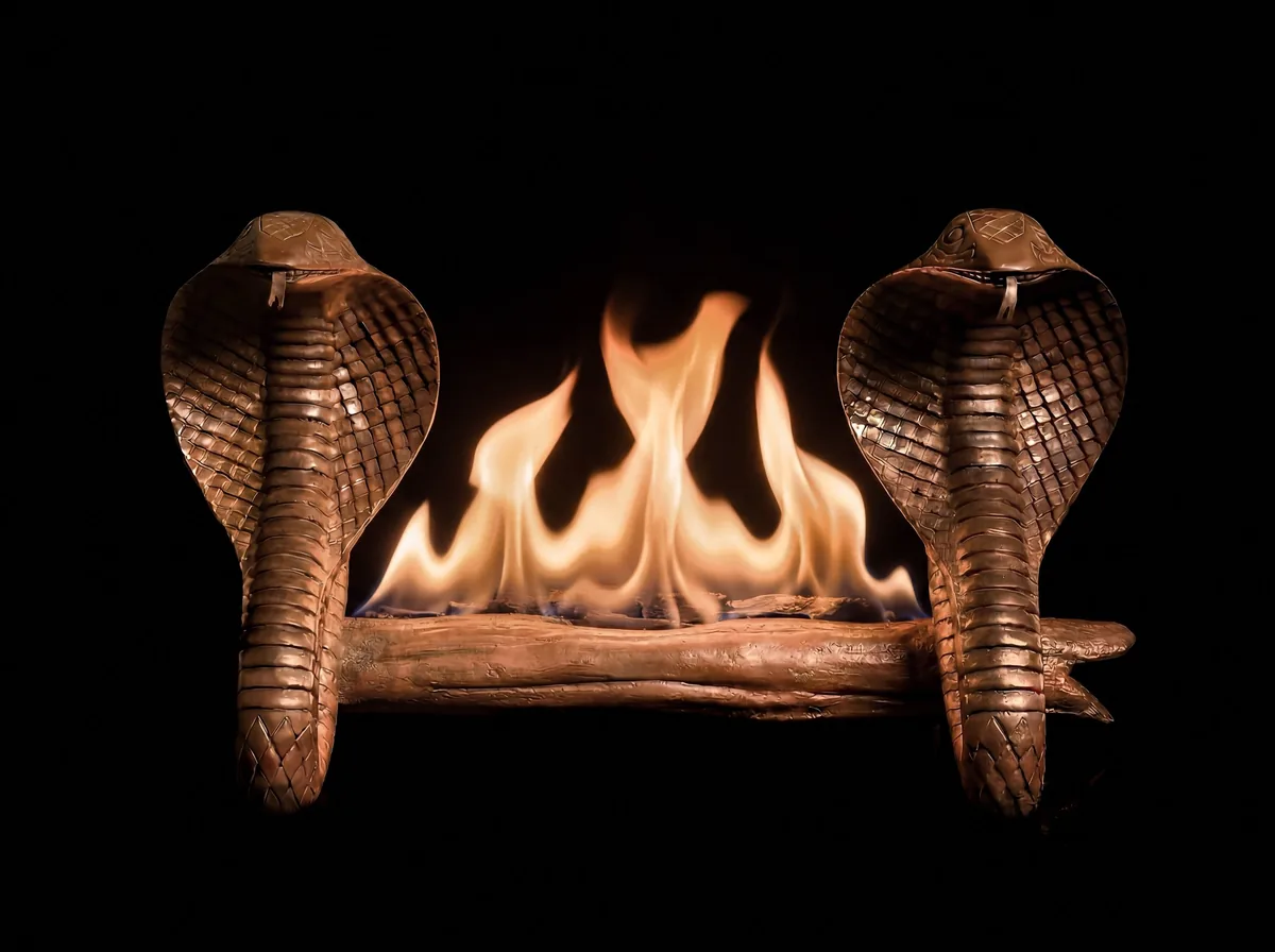 SERPENS — Fire Sculpture